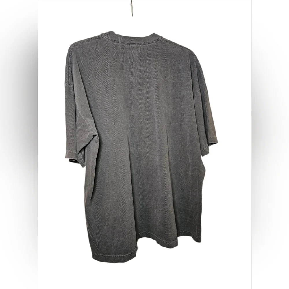 2XL Womens Gray T-Shirt with Heart Graphic, Los Angeles Apparel - Used - Picture 4 of 5